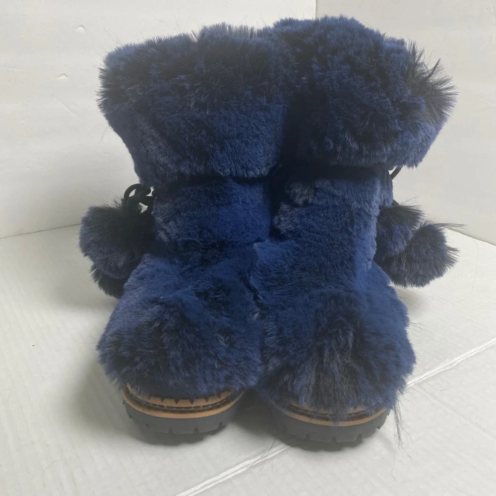 Sam Edelman‎ Navy Blue Faux Fur Pom Pom Lug Sole Ankle Boots Womens 8.5M Cozy
